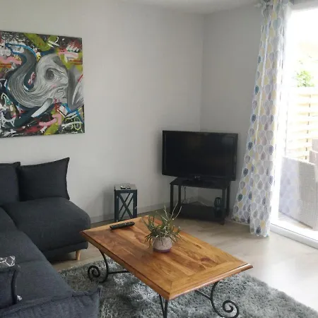 Location Maison - Parking Gratuit - Cemima Hébergement de vacances *